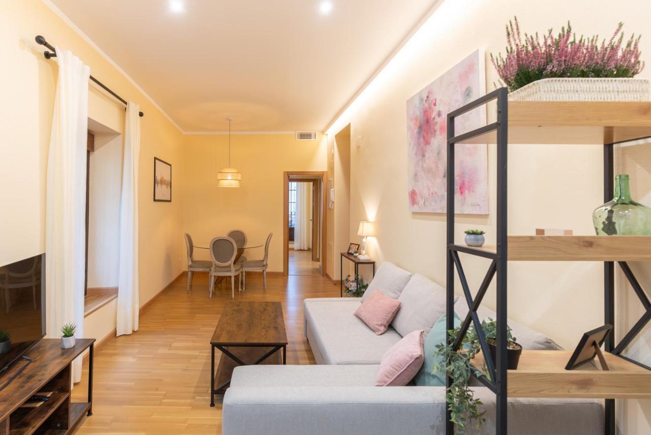 Apartamento Puerta De Cordoba- Exterior Con Balcones Exterior foto