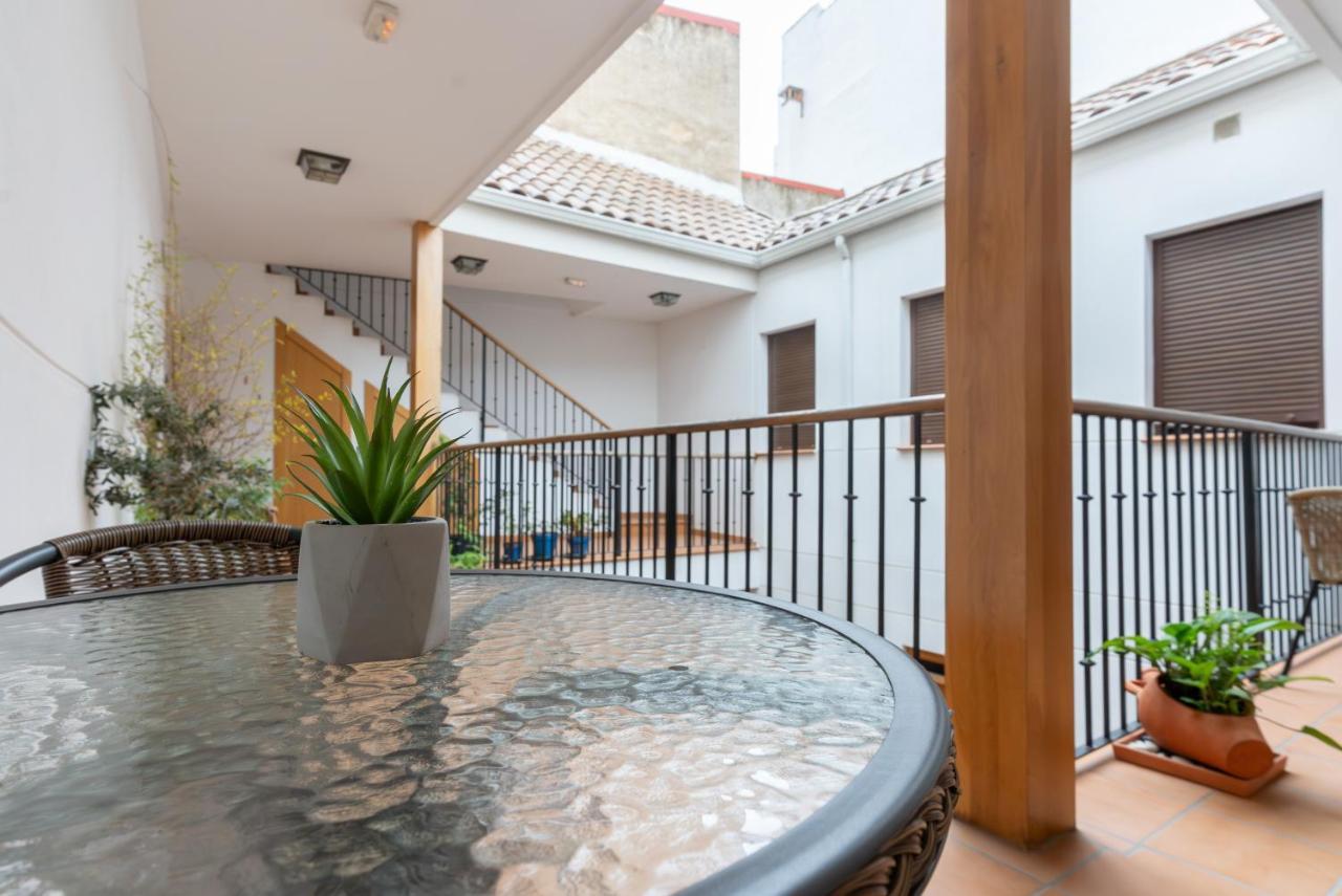 Apartamento Puerta De Cordoba- Exterior Con Balcones Exterior foto