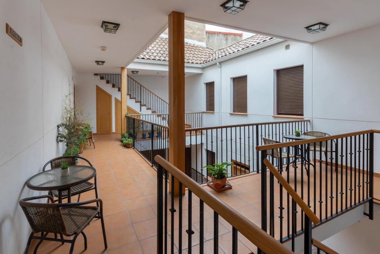 Apartamento Puerta De Cordoba- Exterior Con Balcones Exterior foto