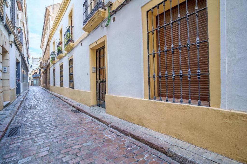 Apartamento Puerta De Cordoba- Exterior Con Balcones Exterior foto